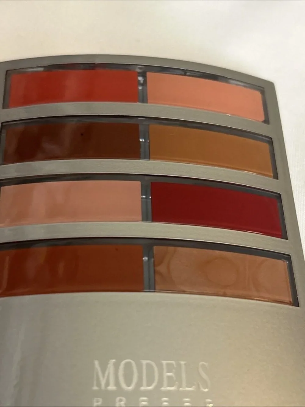 Models Prefer palette w/ 2 Blush 6Eyeshadow 8 cream lipsticks #4 coral-red shade